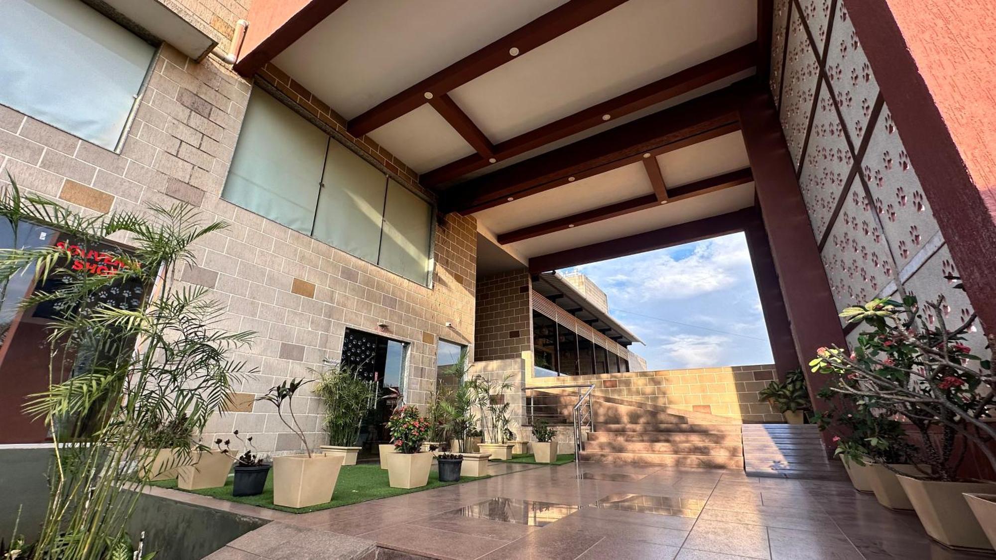 Lion Park Hotel & Resorts Sasan Gir Exterior foto